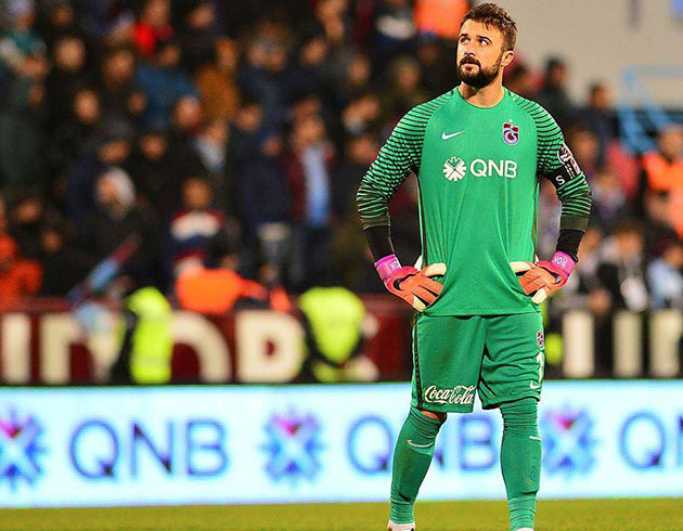 Onur Kvrak futbol hayatn riske atyor