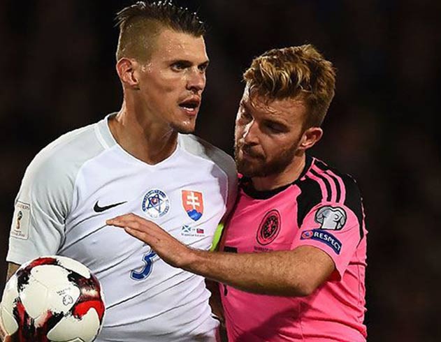 Martin Skrtel Slovakya'y yakt