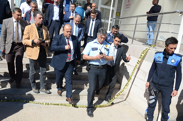 Kahramankazan Belediye Bakan Ertrk'ten 1 polisin ehit olduu saldrya ilikin aklama
