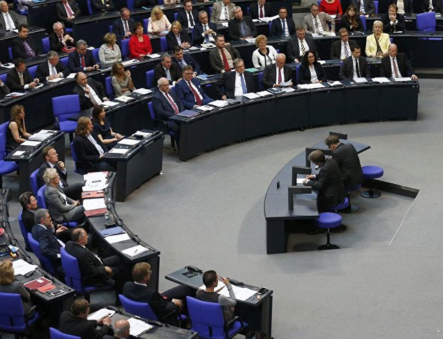 Alman Meclisinde FDP ve AfD yan yana oturacak