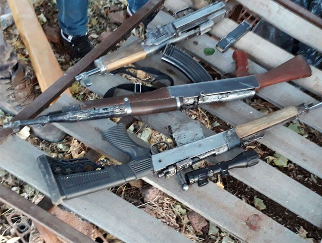 Hazro'da terr rgt PKK'ya ait ok sayda silah ve mhimmat ele geirildi  