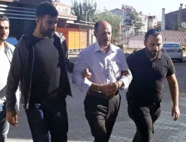 K�z�n�, bo�az�n� keserek �ld�ren baba tutukland� 