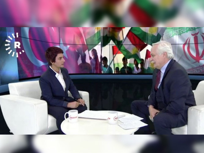 Ailece HDP'ye oy verdik diyen CHP'li zelik Barzani'nin kanalnda Trkiye'yi eletirdi