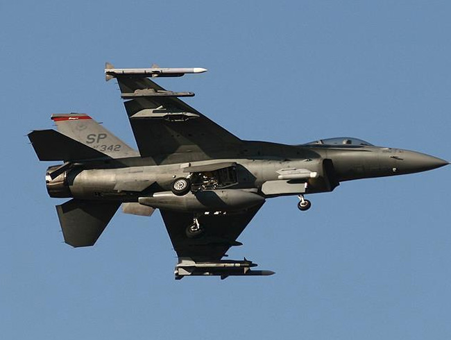 Yunanistan Hkmet Szcs Canakopoulos: Yunanistan 90 F-16'sn modernize edecek