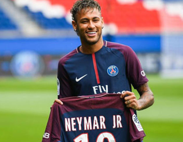 Neymar'a kendi lkesinde vergi cezas