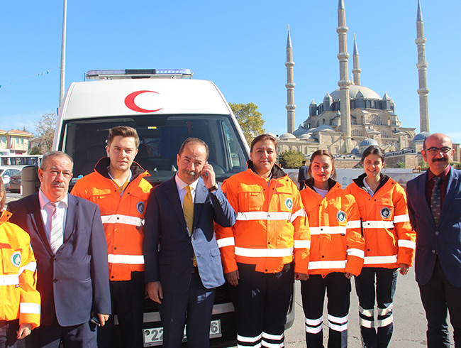 Erzurum'a tam donanml 2 ambulans
