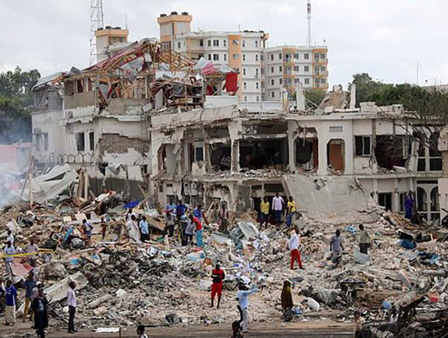  Mogadiudaki intihar saldrsnda lenlerin says 358e ykseldi  