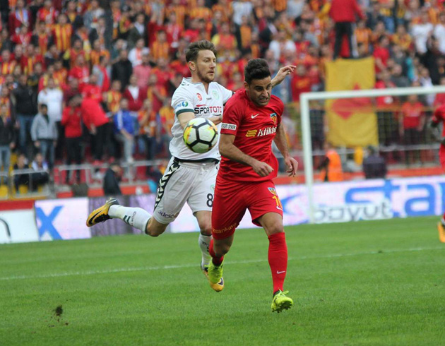 Atiker Konyaspor deplasmanda Kayserispor'a 2-1 malup oldu