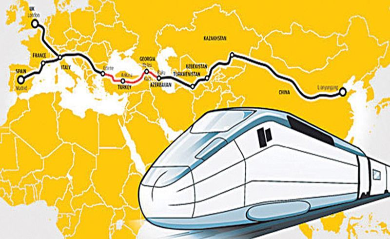 'Demir pek Yolu'nda tarihi tren