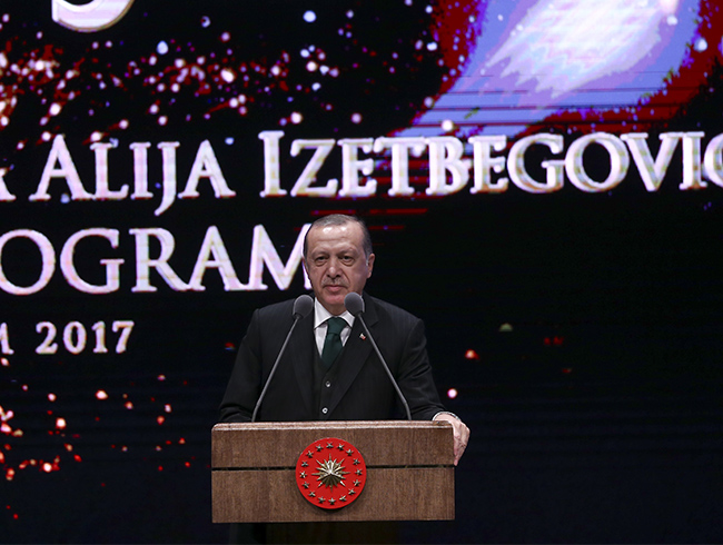 Cumhurbakan Erdoan, Trk vatandalarn kpekle arayan Avusturya'ya tepki: Byle bir rezalet olabilir mi?