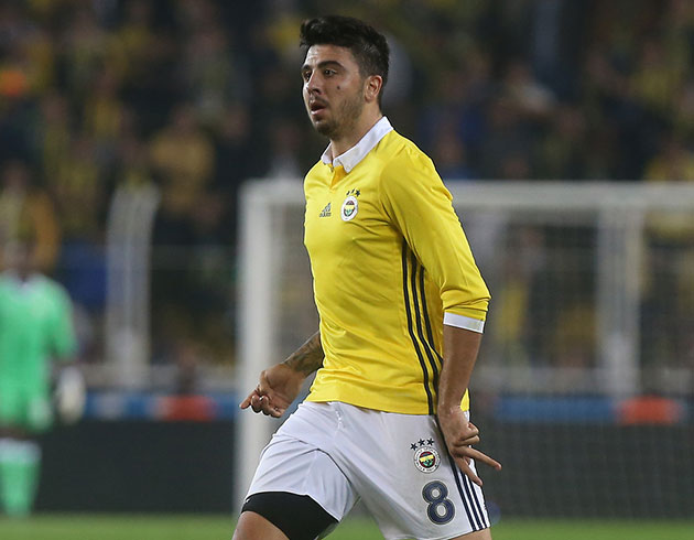 Ozan Tufan 1,5 ayda 7,5 kilo verdi