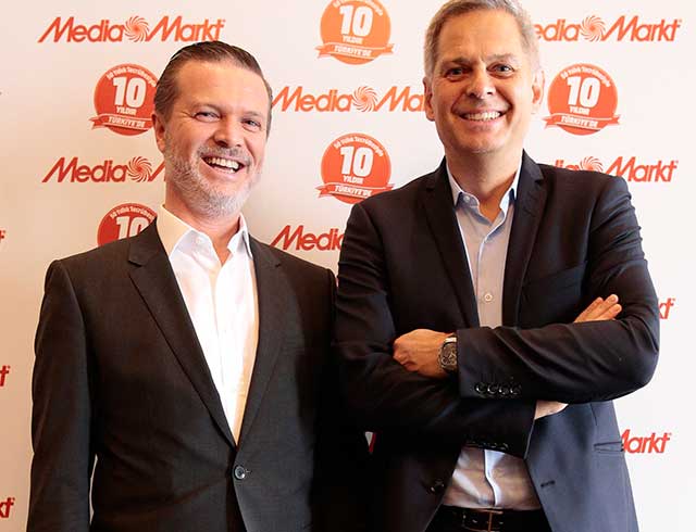 Kendimizi Alman g�rm�yoruz bu �lke bizim gelece�imiz