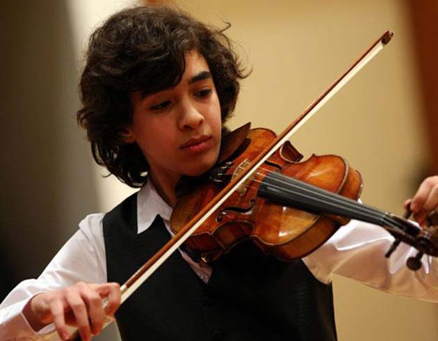 Gen keman virtz zsoy konser verdi