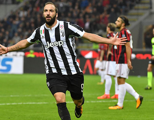 Juventus, Milan' deplasmanda devirdi!