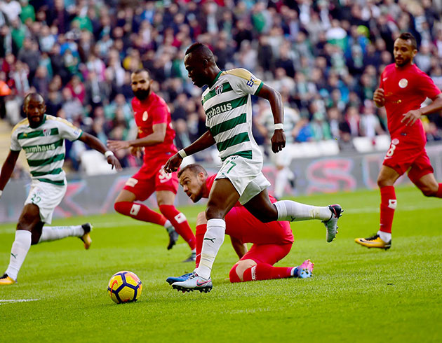Bursaspor, Antalyaspor'a gol yadrd!