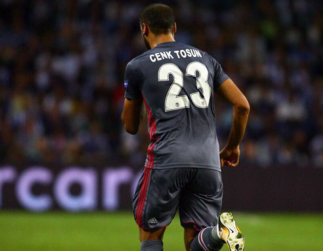 Cenk Tosun rekor peinde