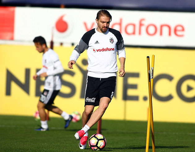 Caner Erkin antrenmana kmadan tesislerden ayrld