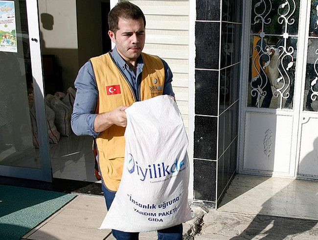Kilis'te Suriyeli ailelere yardm