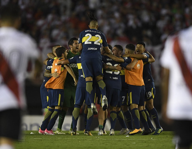 Superclasico mcadelesinde Boca Juniors deplasmanda River Plate'i 2-1 malup etti
