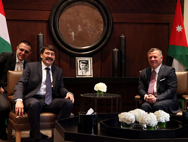 Macaristan Cumhurbakan Ader rdn'de 