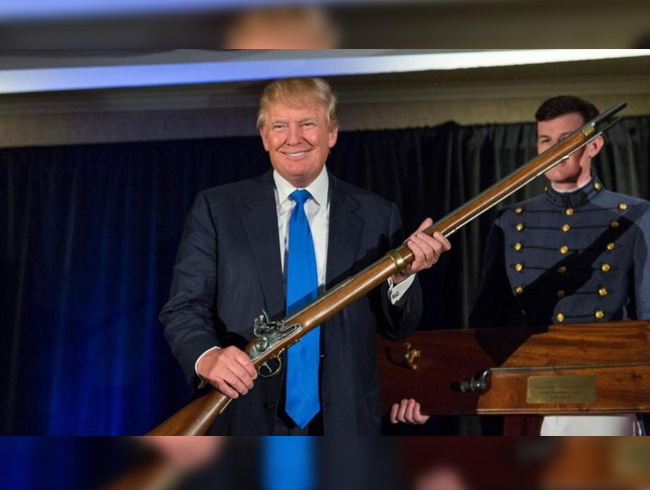 Donald Trump'tan bireysel silahlanmaya destek 