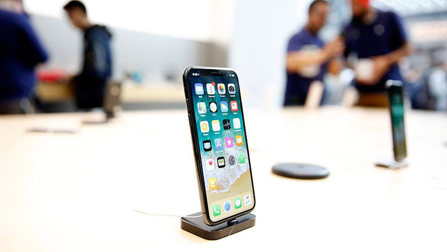 Akll telefonlar uyurken bile yanmzdan ayrmyoruz