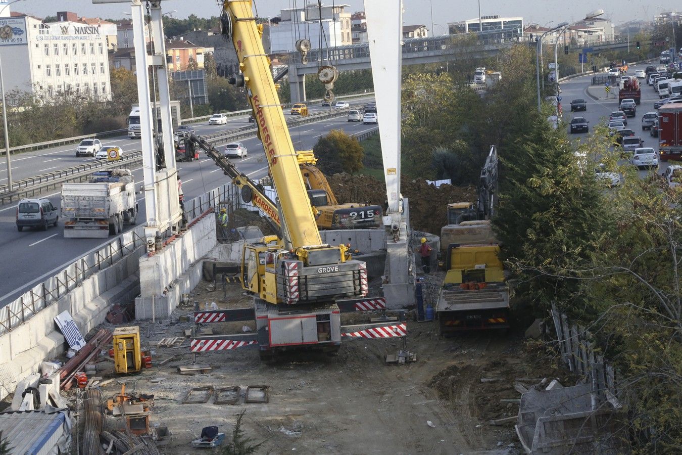 Sultanbeyli'de metro almalar balad