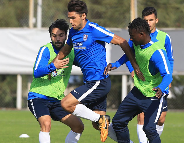 Jose Sosa mide spazm geirdi