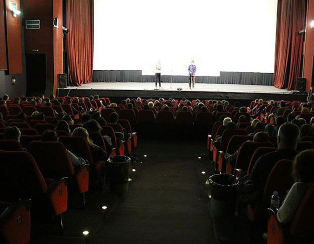 'Buday' filmi Makedonya'da sinemaseverlerle bulutu