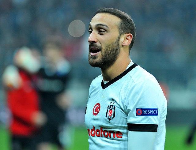 Cenk Tosun'dan transfer aklamas: Bakanm ne derse o olacak