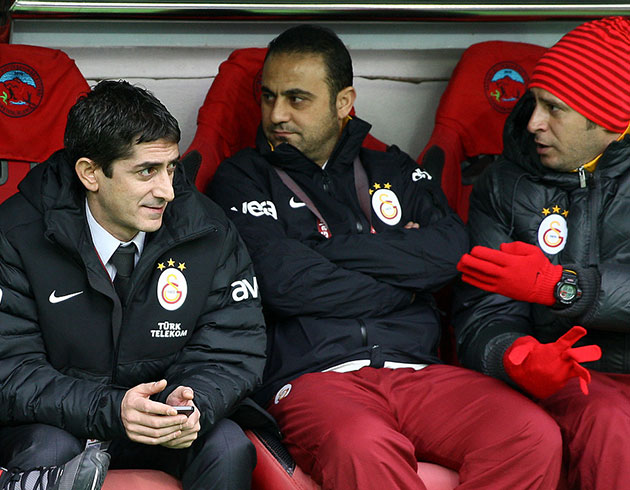 Galatasaray ynetimi 6 teknik direktr gndemine ald