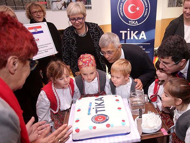 TKA'dan Hrvatistan'da eitime destek