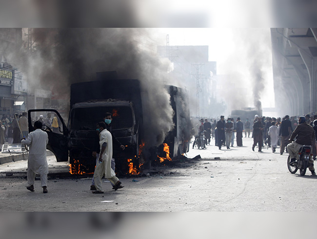 Pakistan ��i�leri Bakanl��� orduyu g�reve �a��rd�  