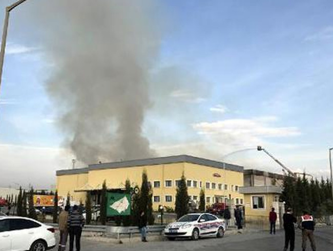 Manisa'da yumurta tesisi deposunda yang�n 