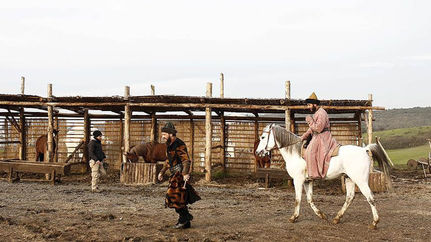 'Dirili� Ertu�rul'un setinde yang�n