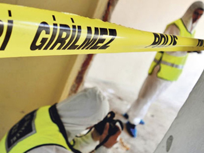 Adana'da ��pheli �l�m