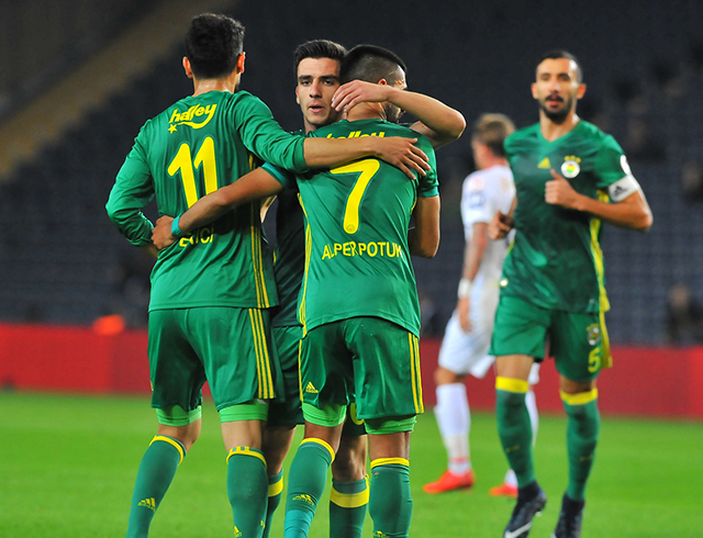 Fenerbah�e - Adana Demirspor: 6-0