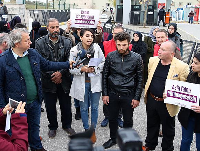 Bakanl�k Sakarya'da anne ve bebe�inin �ld�r�lmesi davas�na m�dahil oldu