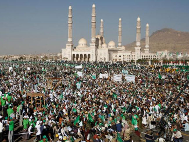 Yemen'de Husiler ve devrik lider Salih'e ba�l� g��ler aras�nda �iddetli �at��ma: 80 �l�