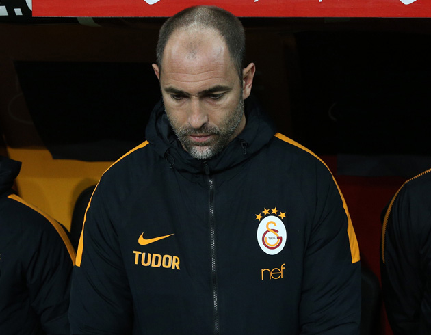 Derbi hezimetinin sorumlulu�unu futbolculara atmas�, Igor Tudor'un sonunu getirdi