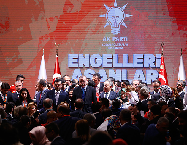Cumhurbakan Erdoan, Engelleri Aanlar 2017 dllerini verdi 