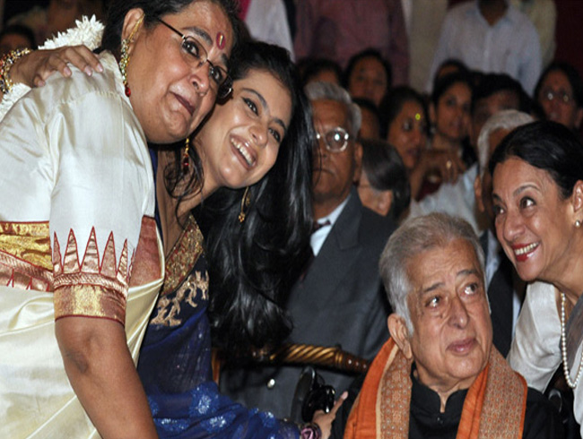 Bollywood'un efsane ismi Shashi Kapoor hayatn kaybetti 