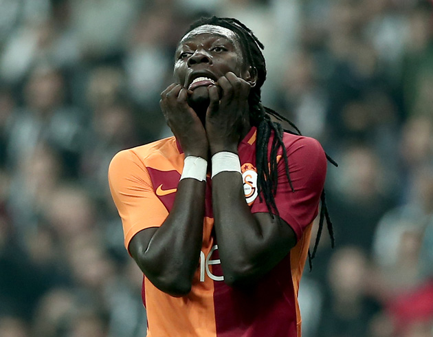 Galatasaray'da futbolcular sosyal medyadaki tepkilerden rahats�z