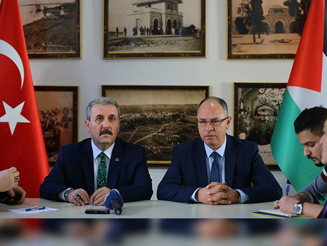 Destici: Siyonist �srail ve Trump'�n karar�n� lanetliyoruz