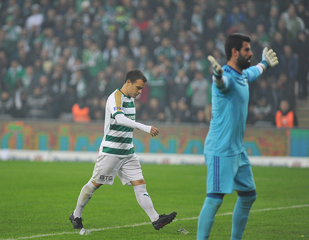 Bursaspor taraftarlaryla Volkan Demirel arasnda gerginlik