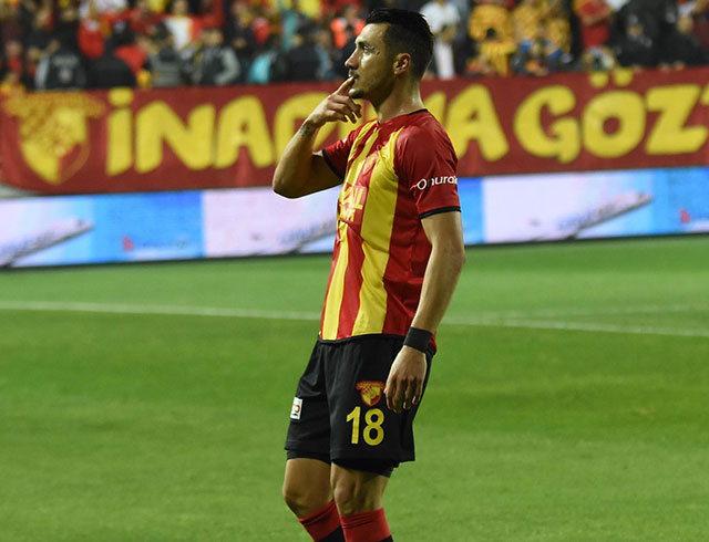 Adis Jahovic'e teklif ya��yor