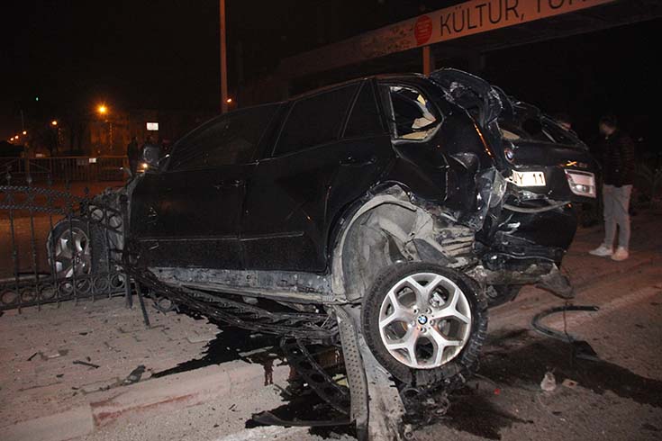 Konya'da trafik kazas: 1 l, 1 yaral