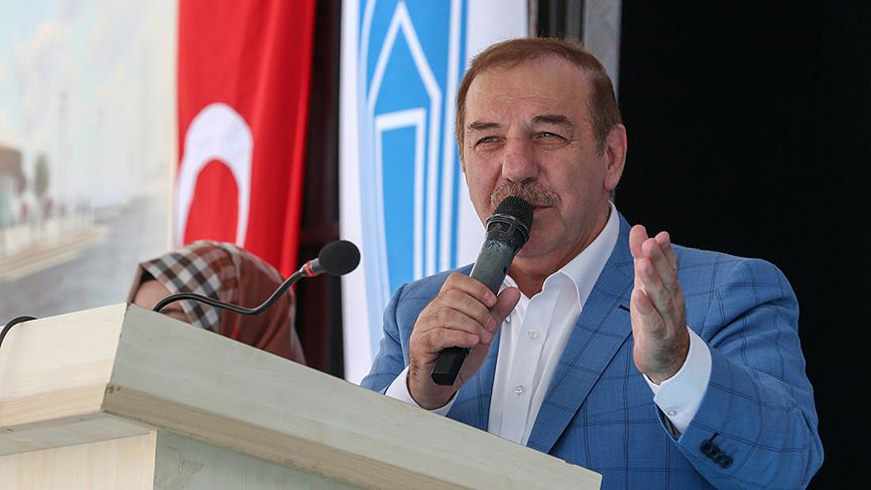 Esenyurt Belediye Bakan Necmi Kadolu istifa etti