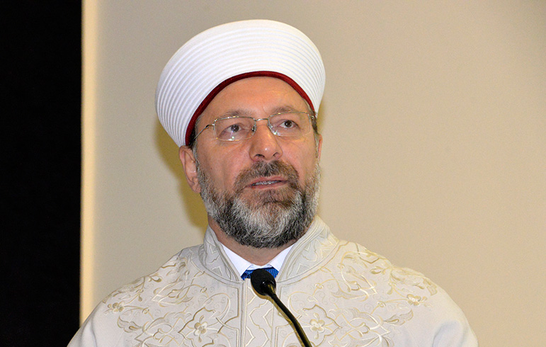 Diyanet leri Bakan'ndan sosyal medya uyars