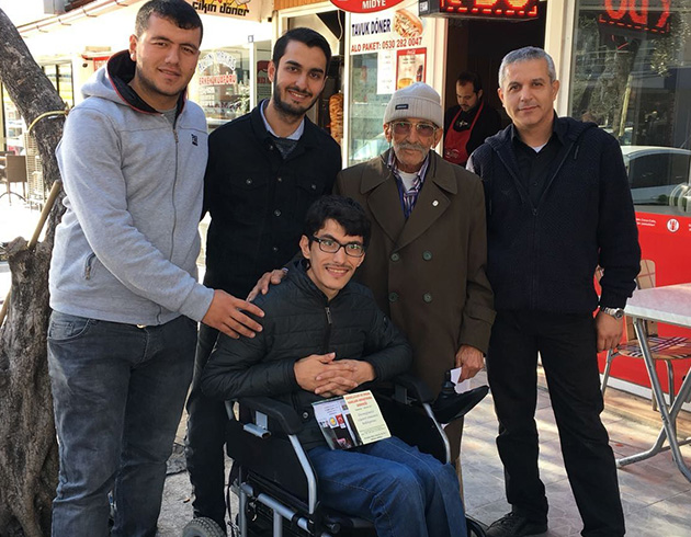 Mu�la�da engelli vatanda�a ak�l� araba  